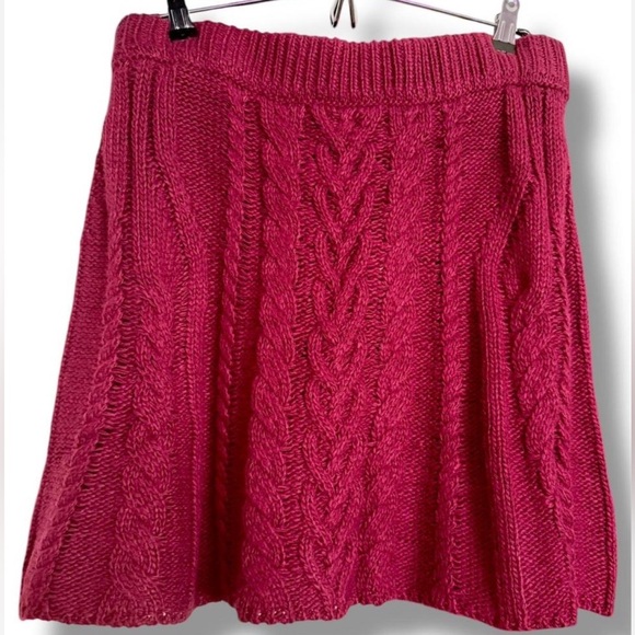 NWT FOR LOVE & LEMONS - LAYTON RED SWEATER CABLE KNIT MINI SKIRT - Picture 13 of 13